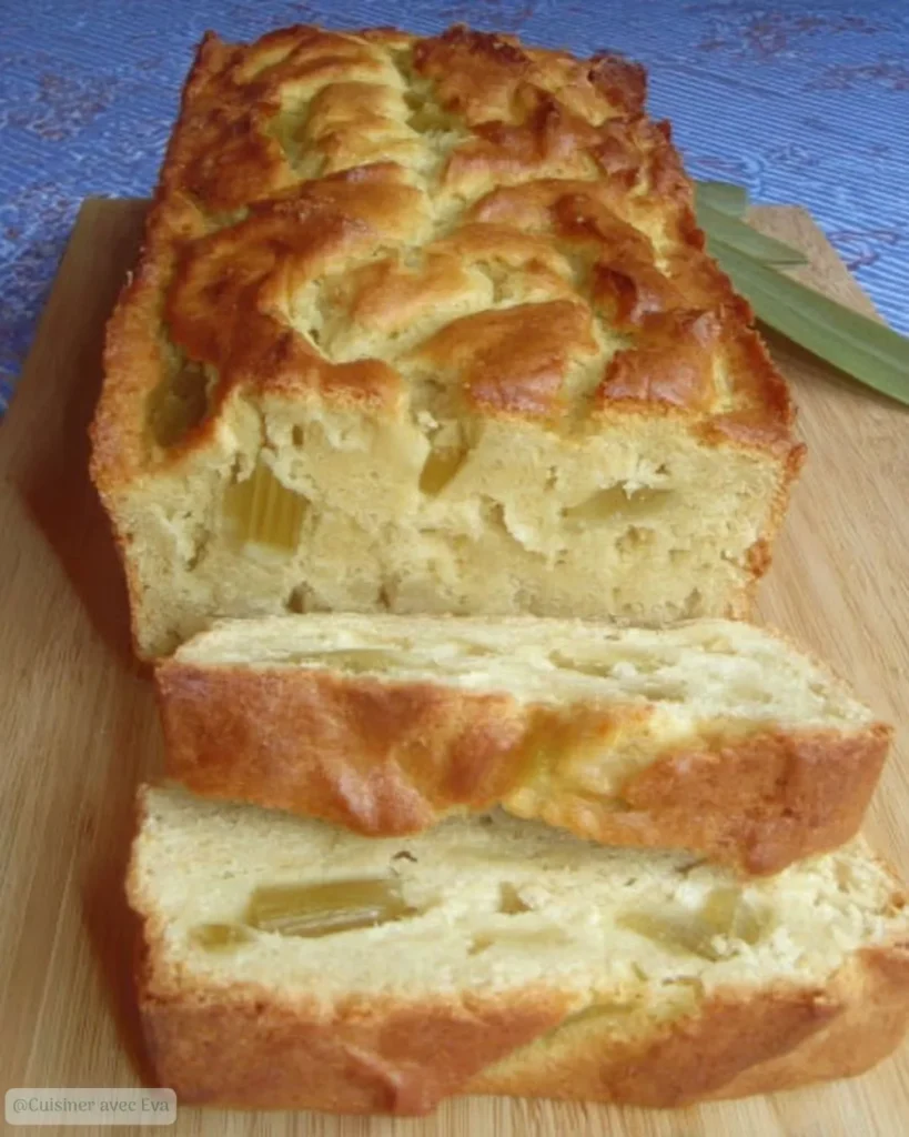 Cake à la rhubarbe moelleux et léger